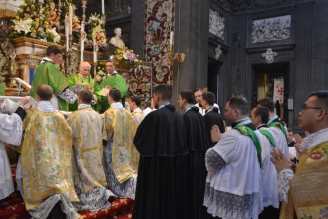 Communion des nouveaux diacres