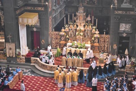 Communion des nouveaux diacres