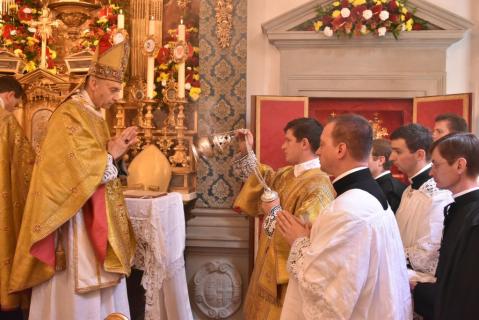 Encensement du Pontife