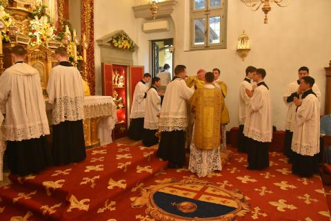 Déshabillement du Pontife