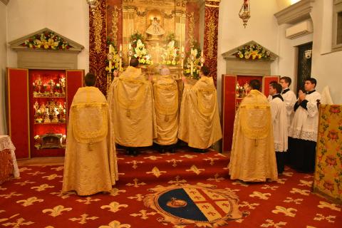 Encensement de l&rsquo;autel