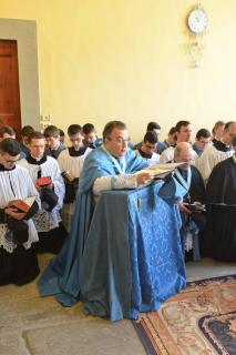 Prière à saint Joseph pour l&rsquo;Église, le Pape, les évêques, les prêtres et les fidèles, et demande de protection plus spéciale sur l&rsquo;Institut