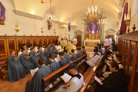 Chant du <i>Gloria</i>, le dernier avant la résurrection