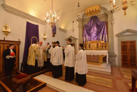 Déshabillement du Pontife