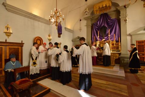 Habillement du Pontife
