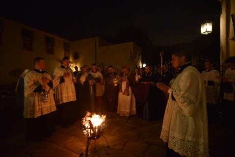 Encensement du feu nouveau