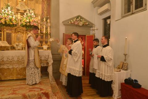 Encensement de l&rsquo;autel