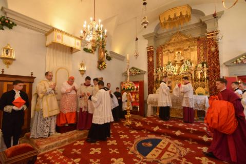 Déshabillement du Pontife