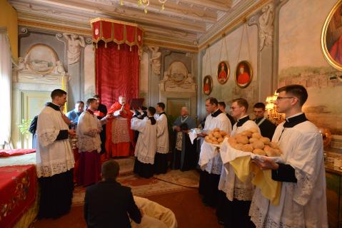 Bénédiction de l&rsquo;agneau, du pain et des &oelig;ufs de Pâques