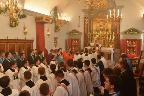 <i>Ecce Agnus Dei</i>
