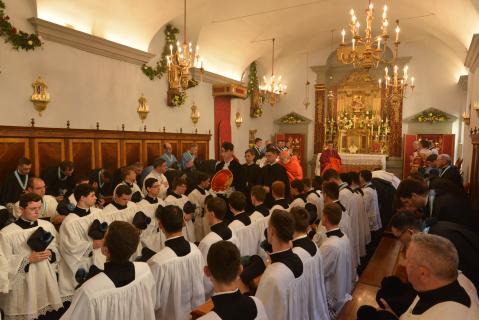 Sortie de S.E.R. le Cardinal Burke