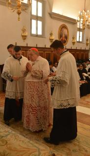 Habillement du Pontife