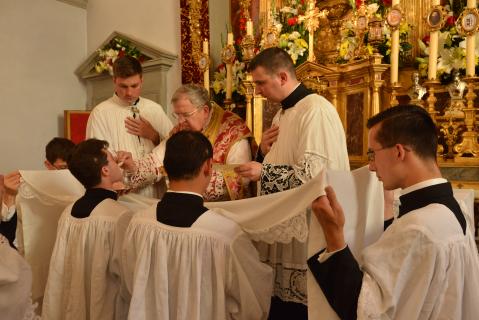 Communion des nouveaux clercs