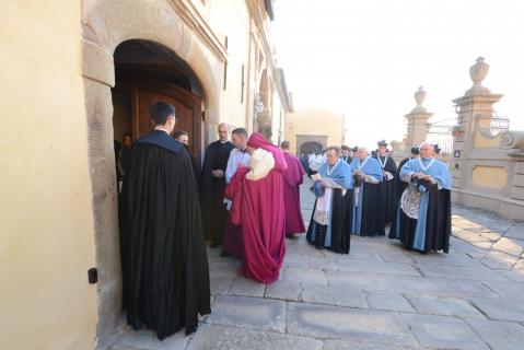 Entrée en Cortège