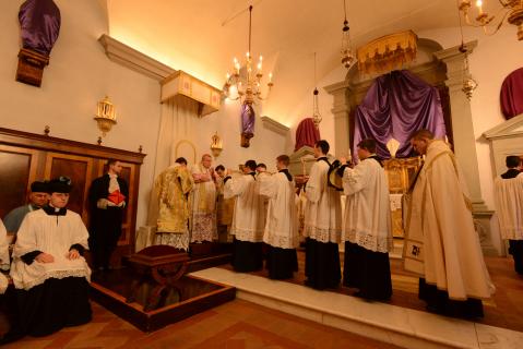 Habillement du Pontife