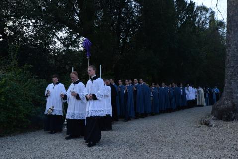 Retour à la chapelle