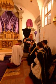 <i>Venite adoremus</i>