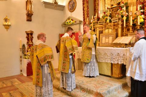 <i>Dominus vobiscum</i>