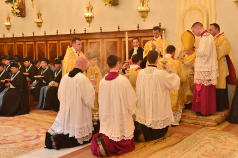 Bénédiction du diacre avant le chant de l&rsquo;Évangile