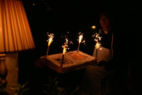 Gâteau avec les armes de son Éminence et de l&rsquo;Institut