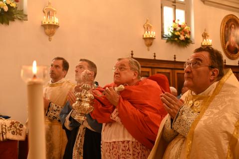 Encensement du Saint-Sacrement