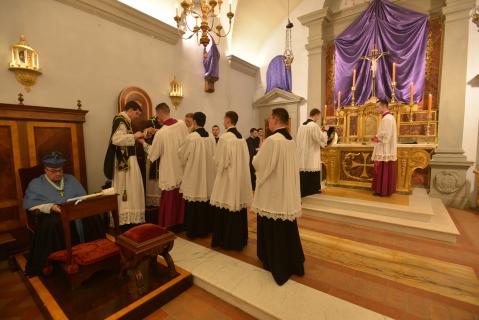 Déshabillement du Pontife