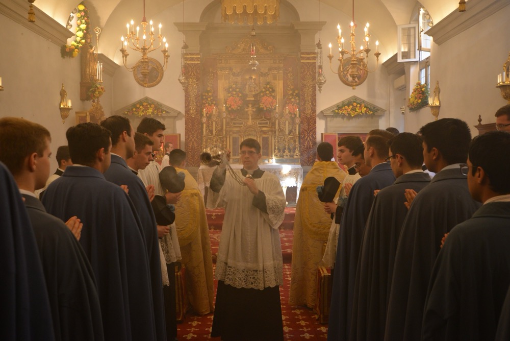Encensement des séminaristes de première année