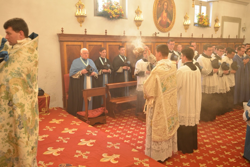 Encensement de Monsieur le Supérieur