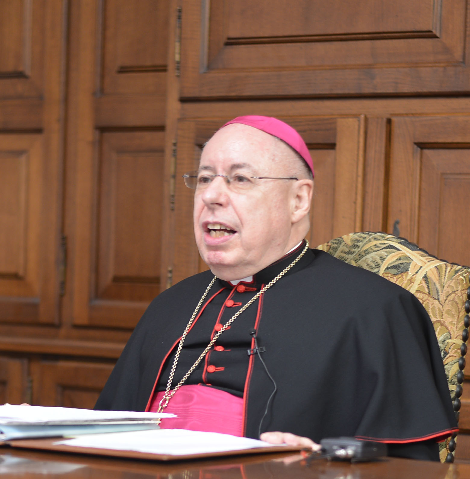 Mgr Bacqu&eacute;