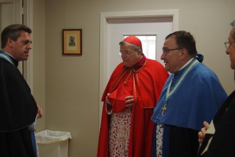 Le Cardinal et Mgr Wach visitent l&rsquo;école