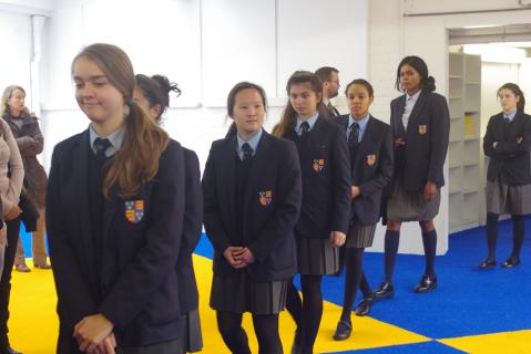 Les élèves en procession