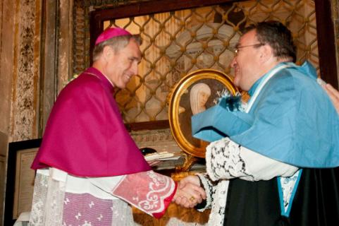 Mgr Wach remercie S.Exc. Mgr Gänswein