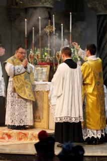 Encensement du célébrant