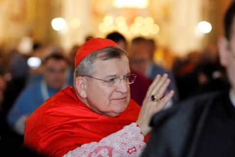 Sortie du Cardinal