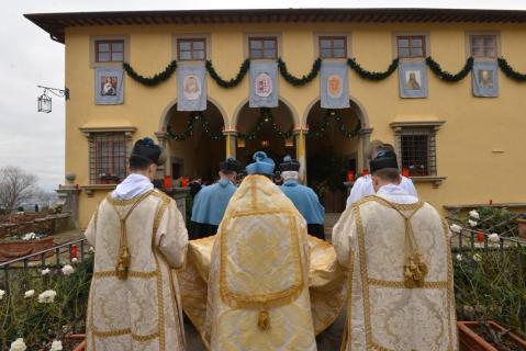 Mgr Wach, Prieur Général clôt la procession