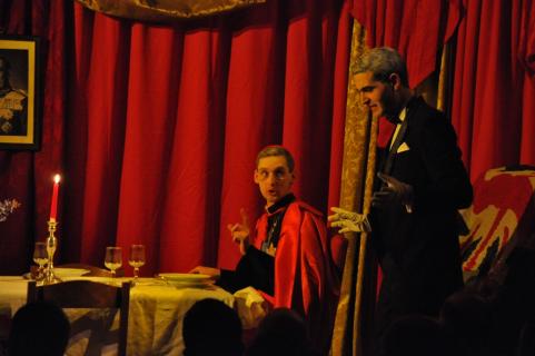<i>Tous les ans le même protocole, Georges, le même protocole&hellip;</i>