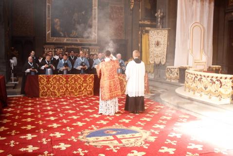 Encensement du ch&&oelig;lig;ur