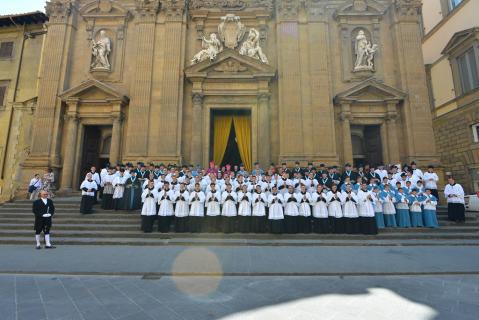 48 tonsurés et ordonnés - Deo gratias !
