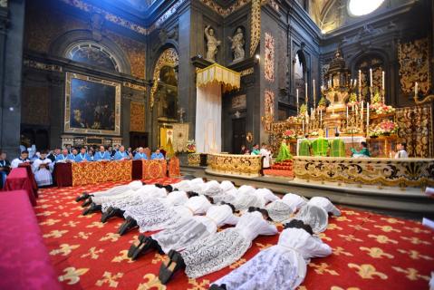 Chant de la litanie des saints