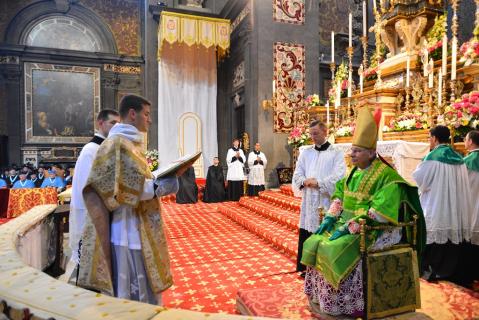 Chant de l&rsquo;épître par un nouveau sous-diacre
