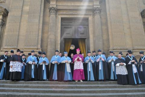 Sortie du pontife