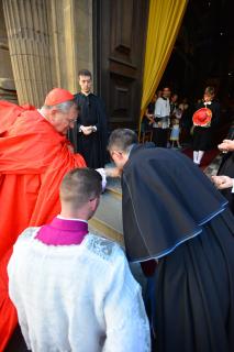 Aspersion du clergé et des fidèles