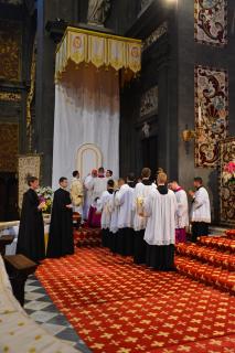 Habillement du Pontife