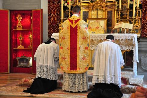 Messe du Chanoine Josseaume dans la chapelle de l&rsquo;Immaculée Conception