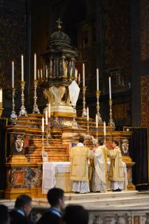 Encensement de l&rsquo;autel