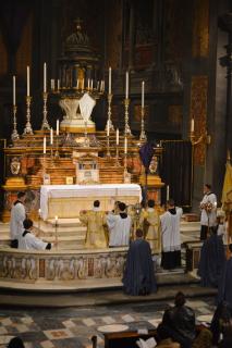 Encensement du Saint-Sacrement