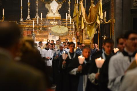 Procession vers le Reposoir