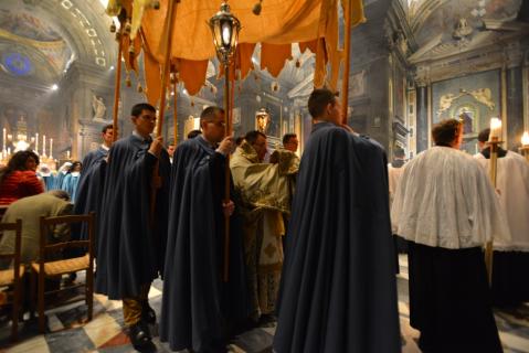 Procession vers le Reposoir