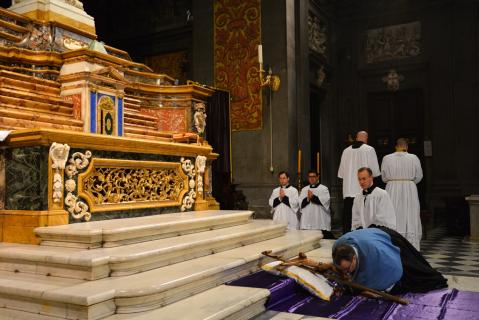 Adoration de la Croix