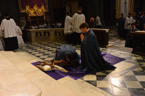 Adoration de la Croix